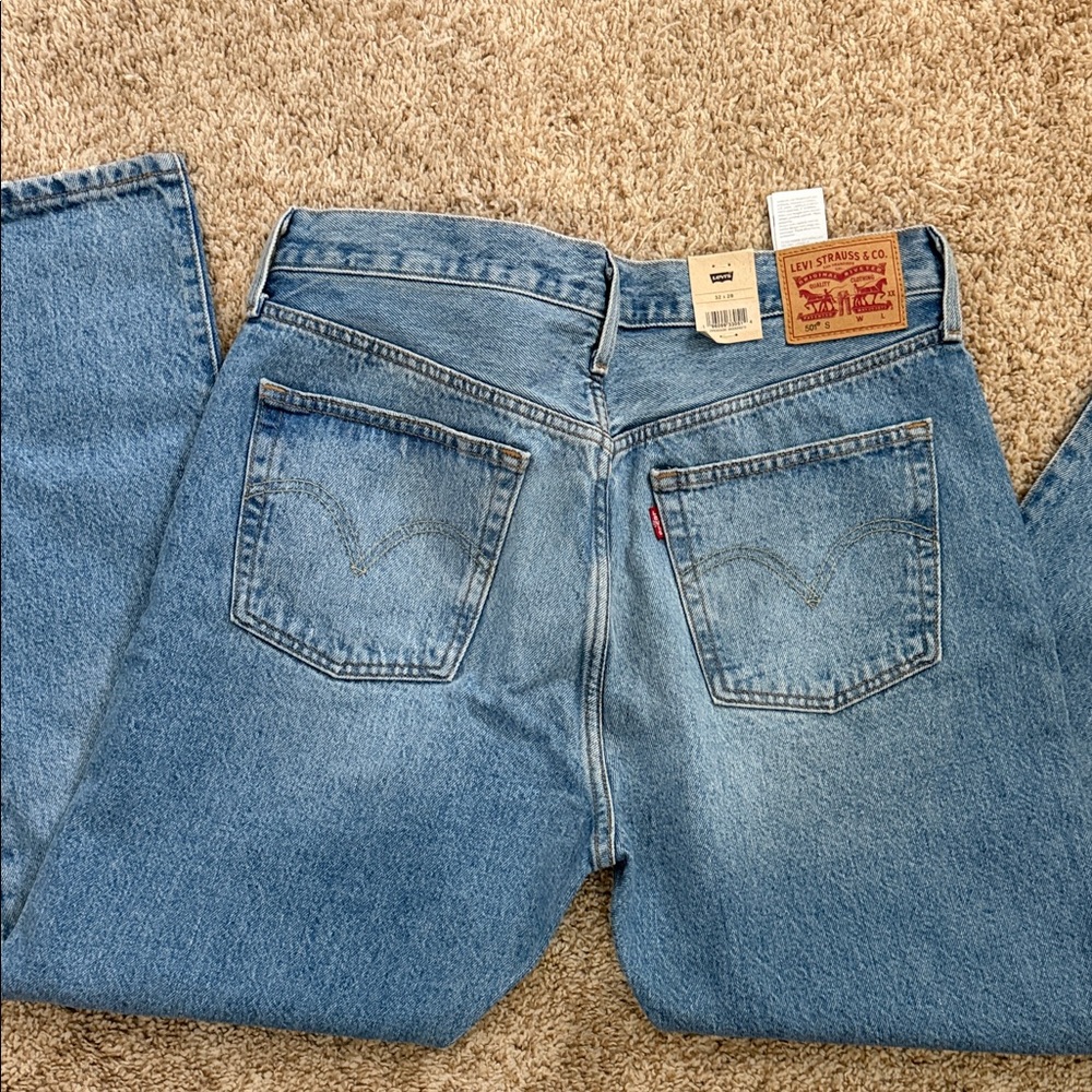 Levi's Women's Straight-Leg Jeans in Faded Blue - Picture 3 of 5